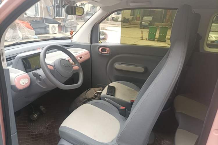 Used Bestune Pony 2024 170km Vitality Horse Left Front Seat
