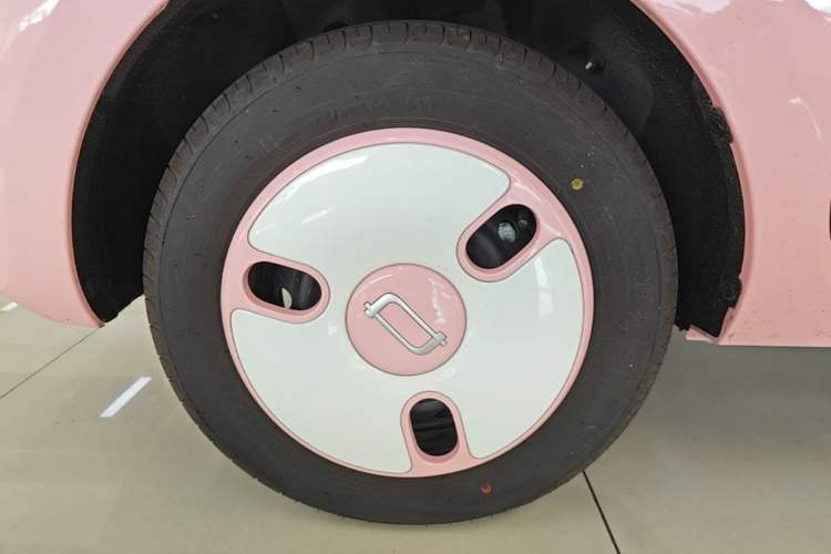 Used Bestune Pony 2024 170km Vitality Horse Left Front Wheel Hub