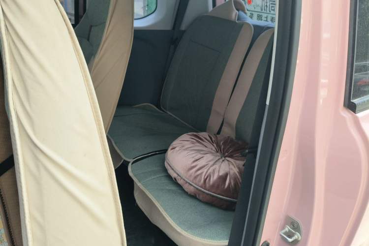 Used Bestune Pony 2024 170km Vitality Horse Left Rear Seat