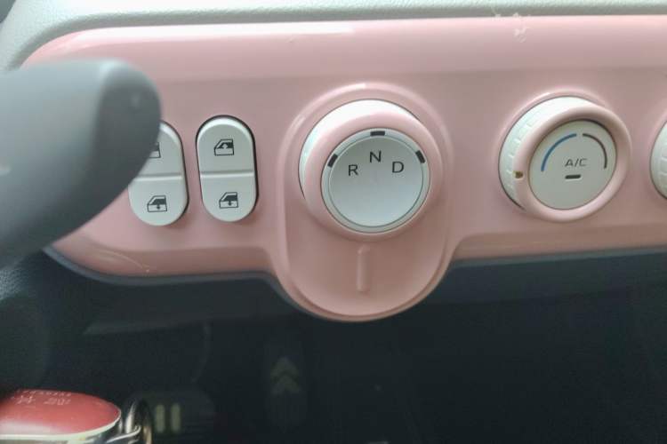 Used Bestune Pony 2024 122km Cute and Fun Horse Gear Lever