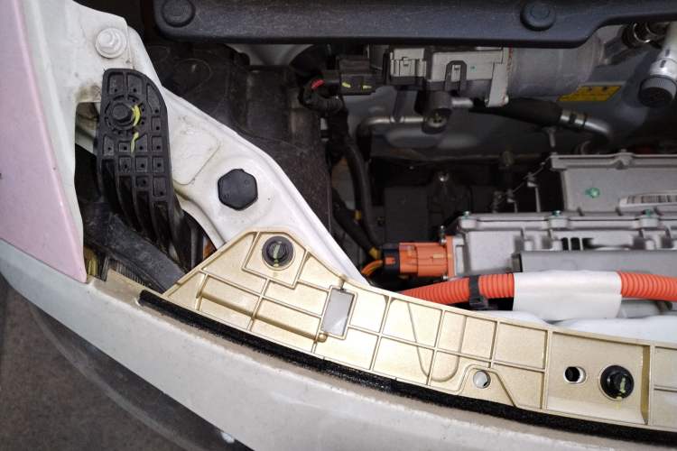 Used Bestune Pony 2024 170km Vitality Horse Engine Bay Right