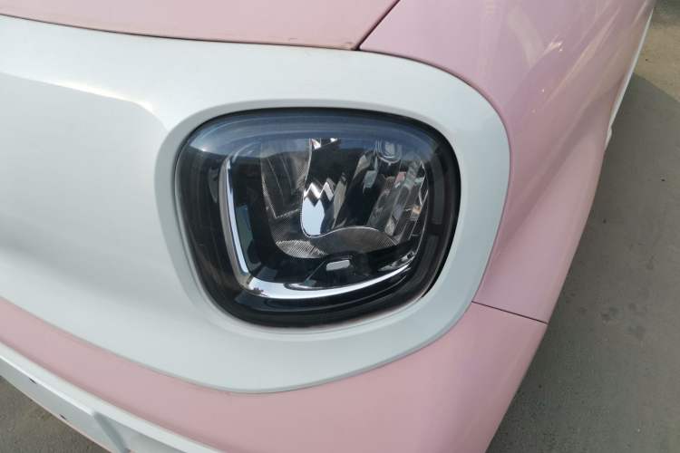 Used Bestune Pony 2024 170km Range Energizing Horse Left Front Headlight