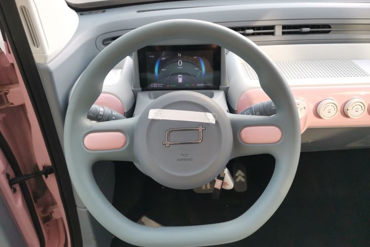 Used Bestune Pony 2024 170km Range Energizing Horse Steering Wheel