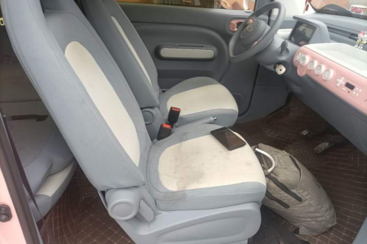 Used Bestune Pony 2024 170km Vitality Horse Right Front Seat