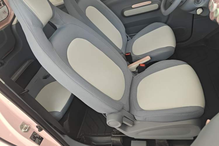 Used Bestune Pony 2024 170km Vitality Horse Right Front Seat