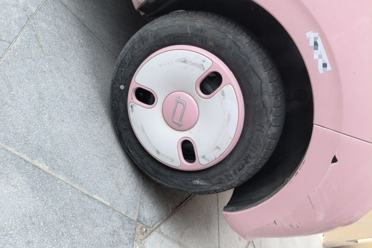 Used Bestune Pony 2024 170km Vitality Horse Right Front Wheel Hub
