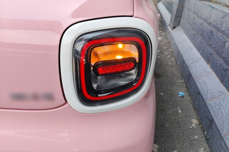 Used Bestune Pony 2024 122km Cute and Fun Horse Right Rear Taillight