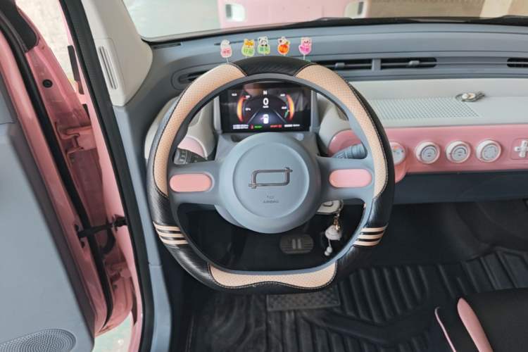 Used Bestune Pony 2024 170km Vitality Horse Steering Wheel
