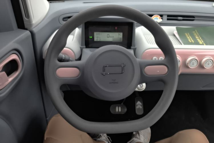 Used Bestune Pony 2024 170km Range Energizing Horse Steering Wheel