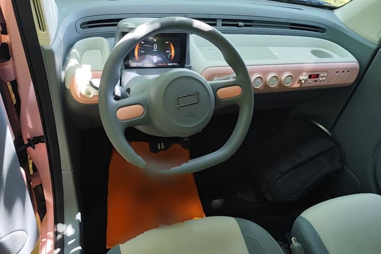 Used Bestune Pony 2024 170km Vitality Horse Steering Wheel