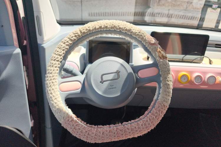 Used Bestune Pony 2024 170km Vitality Horse Steering Wheel