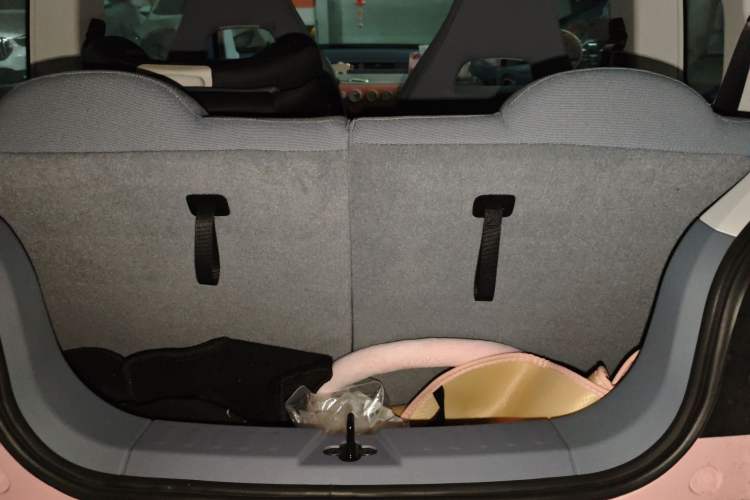 Used Bestune Pony 2024 170km Vitality Horse Trunk