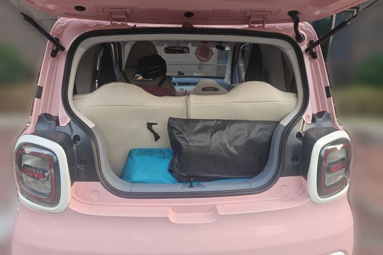 Used Bestune Pony 2024 122km Cute and Fun Horse Trunk