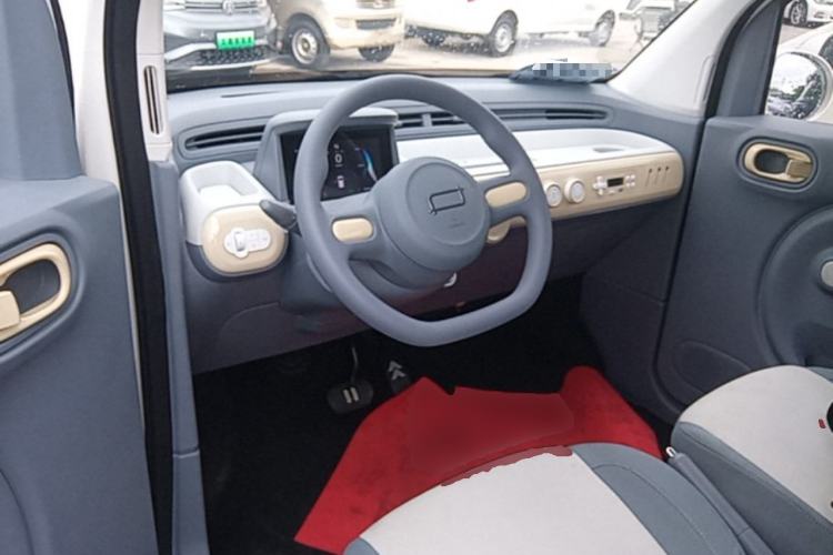 Used Bestune Pony 2024 170km Vitality Horse Center Console