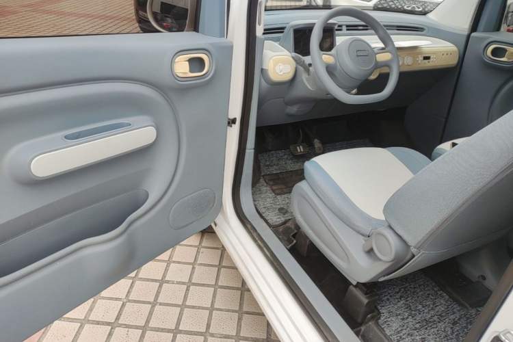 Used Bestune Pony 2024 170km Vitality Horse Driver Seat