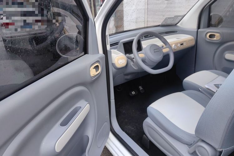 Used Bestune Pony 2024 170km Vitality Horse Driver Seat