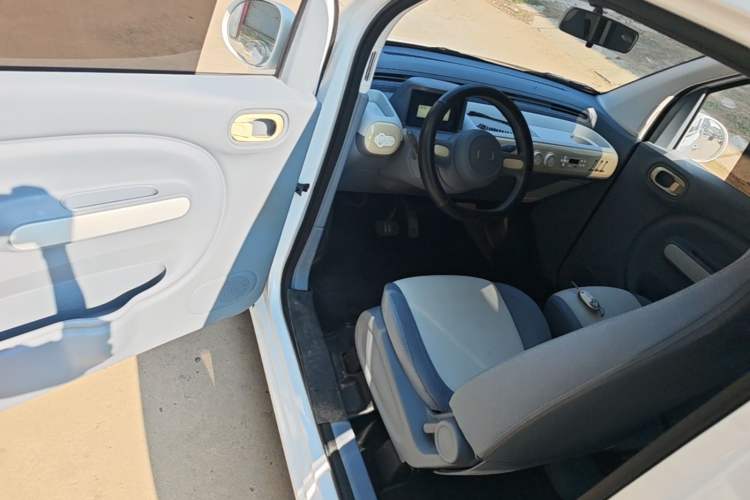 Used Bestune Pony 2024 170km Range Energizing Horse Driver Seat