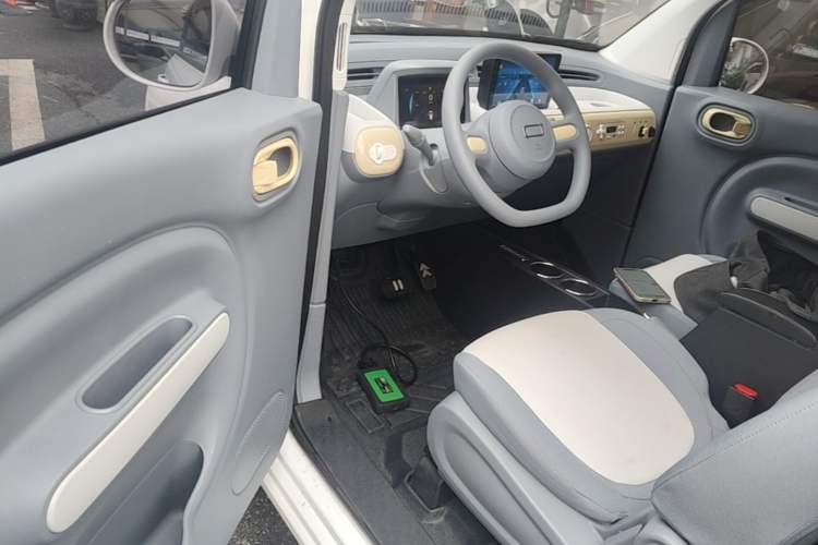Used Bestune Pony 2024 170km Vitality Horse Driver Seat