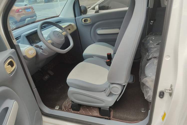 Used Bestune Pony 2024 170km Vitality Horse Driver Seat