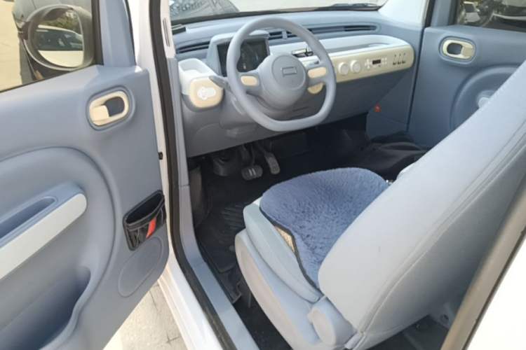 Used Bestune Pony 2024 170km Vitality Horse Driver Seat