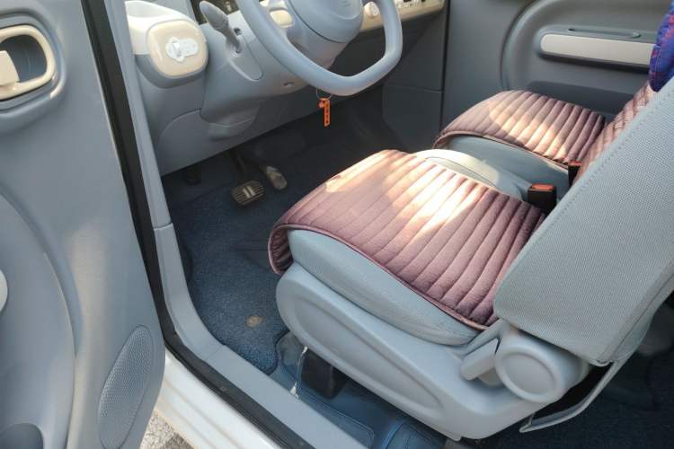 Used Bestune Pony 2024 170km Vitality Horse Driver Seat