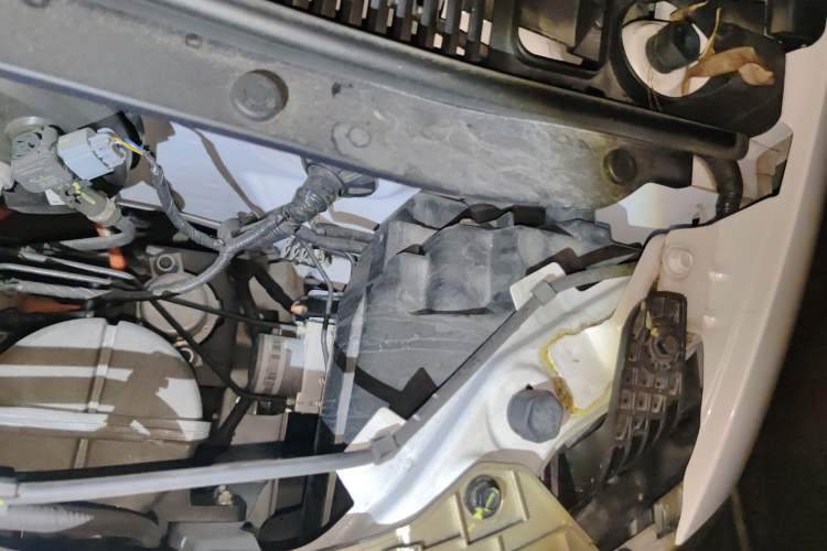 Used Bestune Pony 2024 170km Vitality Horse Engine Bay Left