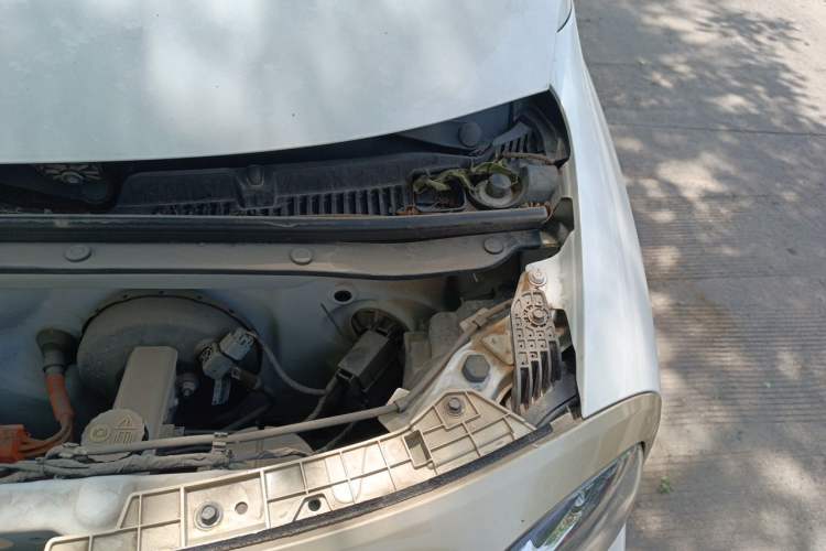 Used Bestune Pony 2024 170km Vitality Horse Engine Bay Left