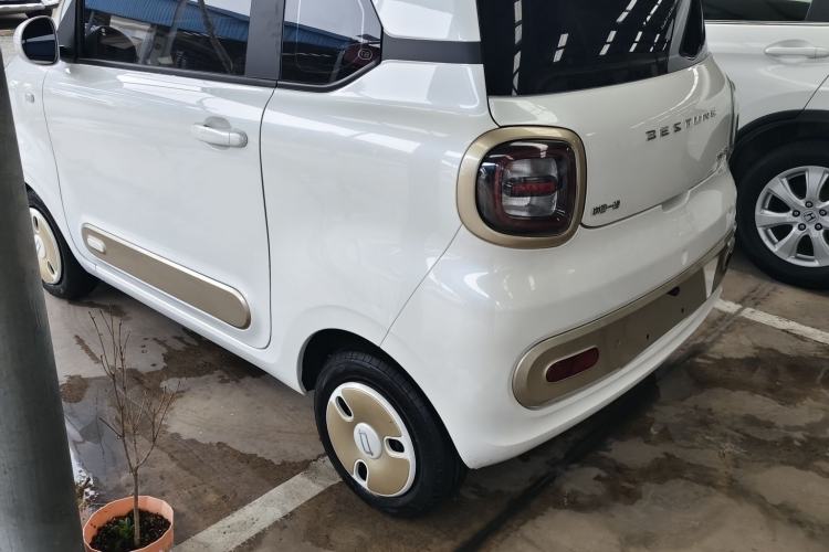Used Bestune Pony 2024 170km Range Energizing Horse Exterior 3