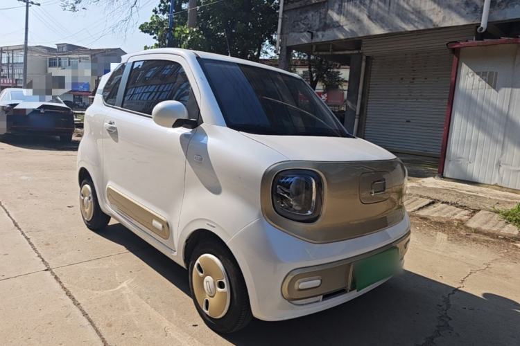 Used Bestune Pony 2024 170km Range Energizing Horse Front Right 45 Deg