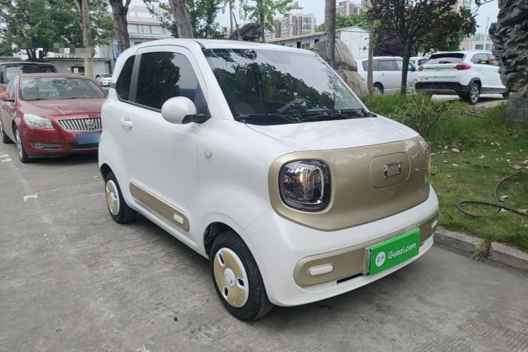 Used Bestune Pony 2024 170km Range Energizing Horse Front Right 45 Deg