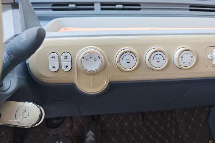 Used Bestune Pony 2024 170km Vitality Horse Gear Lever