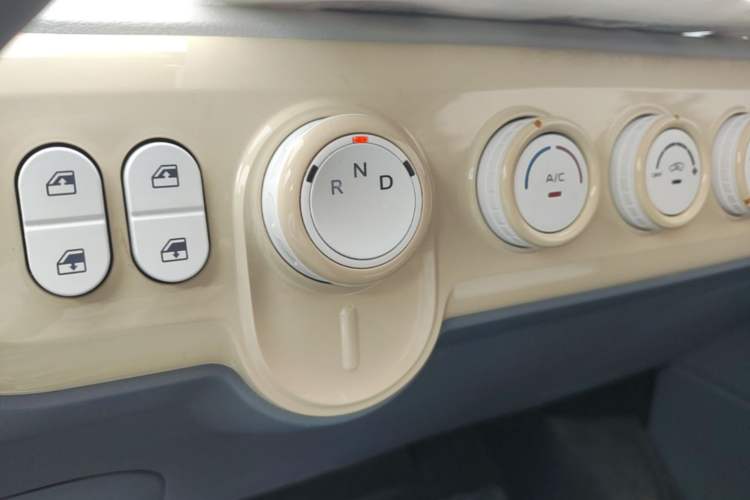 Used Bestune Pony 2024 170km Vitality Horse Gear Lever