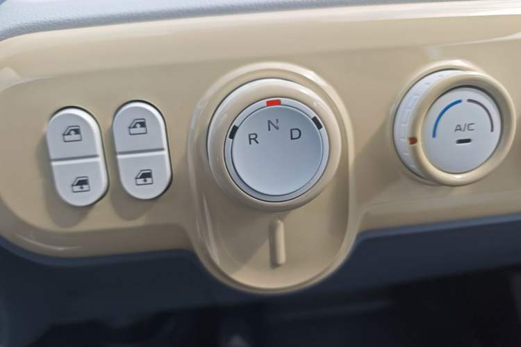 Used Bestune Pony 2024 170km Vitality Horse Gear Lever