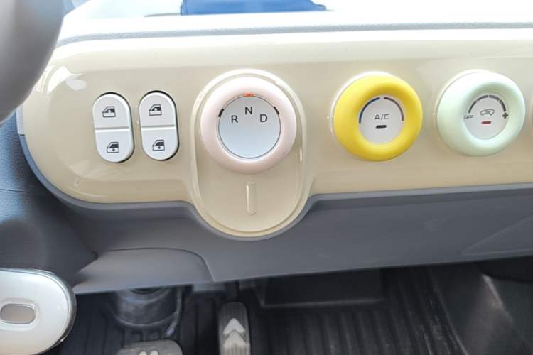 Used Bestune Pony 2024 170km Vitality Horse Gear Lever