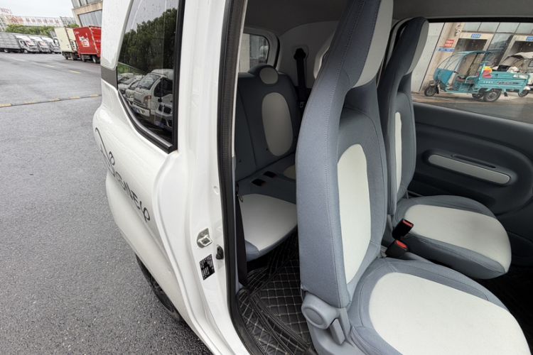 Used Bestune Pony 2024 170km Vitality Horse Interior 1