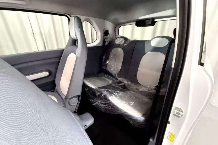 Used Bestune Pony 2024 170km Vitality Horse Interior 2