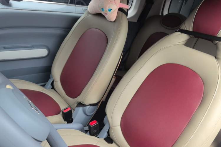 Used Bestune Pony 2024 170km Vitality Horse Left Front Seat