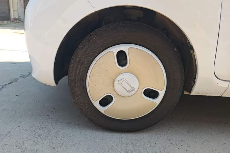Used Bestune Pony 2024 170km Range Energizing Horse Left Front Wheel Hub