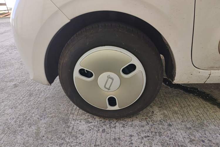 Used Bestune Pony 2024 170km Vitality Horse Left Front Wheel Hub