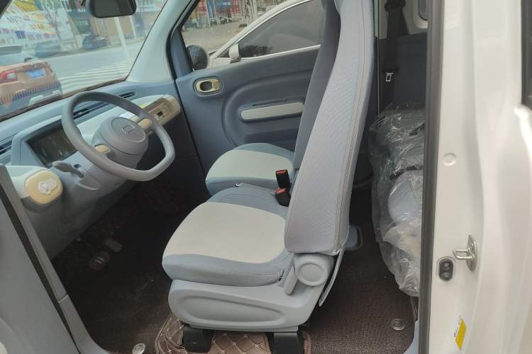 Used Bestune Pony 2024 170km Vitality Horse Left Rear Seat
