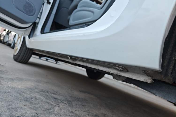 Used Bestune Pony 2024 170km Vitality Horse Left Side Sill