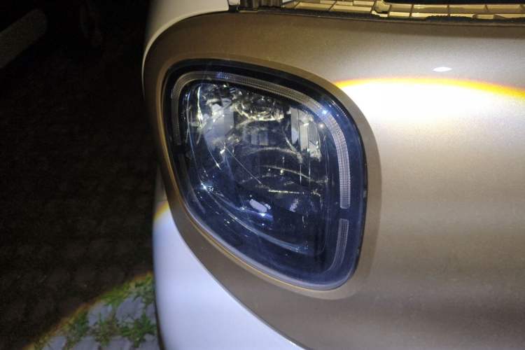 Used Bestune Pony 2024 170km Vitality Horse Right Front Headlight