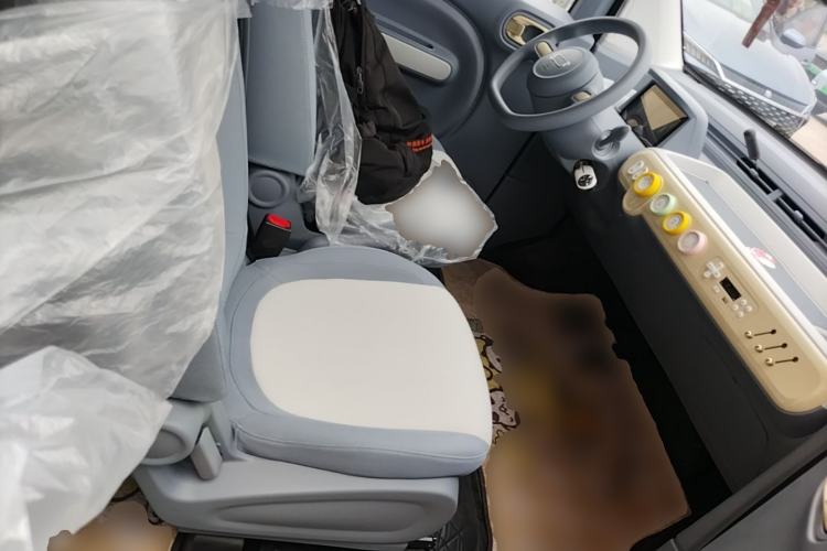 Used Bestune Pony 2024 170km Vitality Horse Right Front Seat