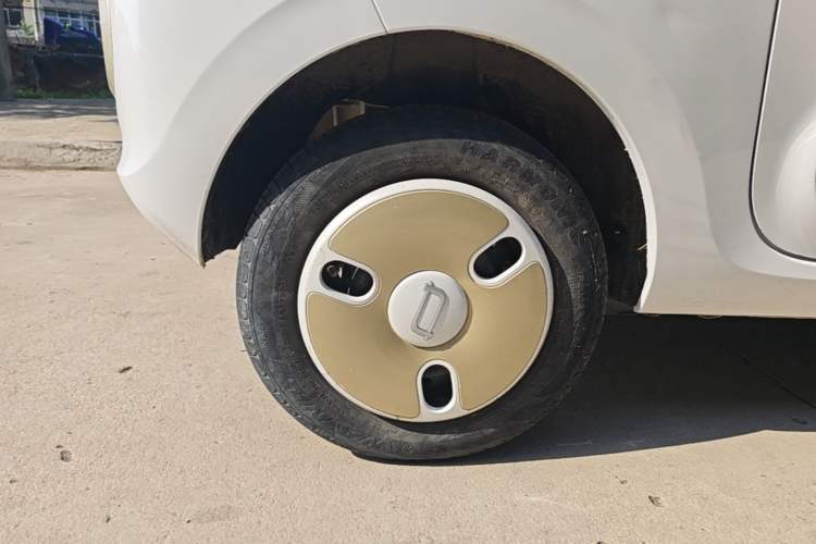 Used Bestune Pony 2024 170km Range Energizing Horse Right Rear Wheel Hub