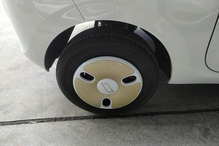 Used Bestune Pony 2024 170km Vitality Horse Right Rear Wheel Hub