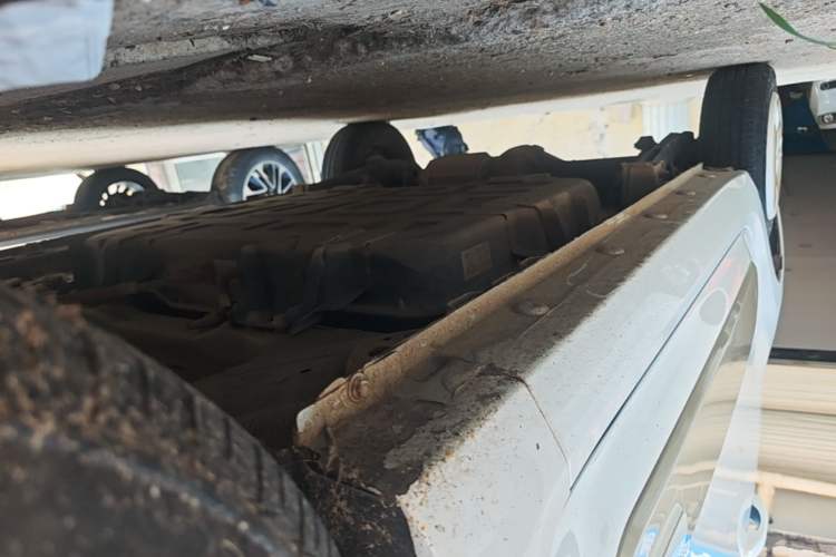 Used Bestune Pony 2024 170km Range Energizing Horse Right Side Sill