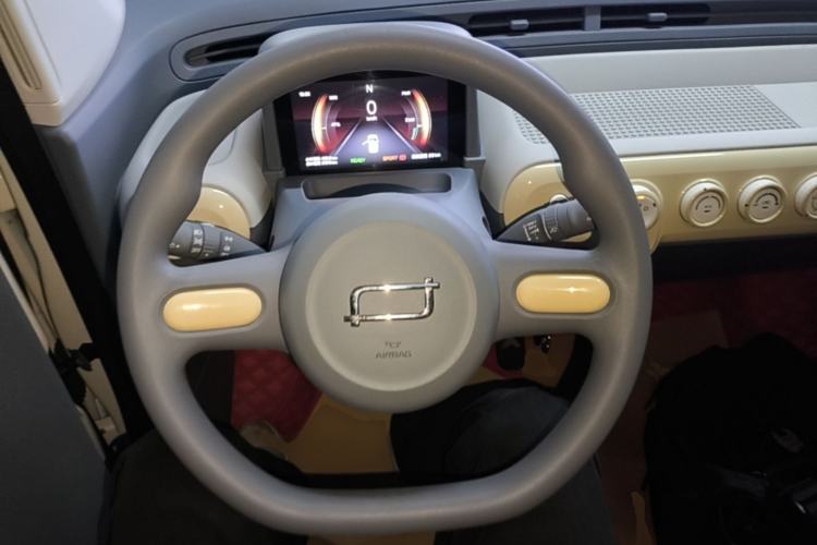 Used Bestune Pony 2024 170km Range Energizing Horse Steering Wheel