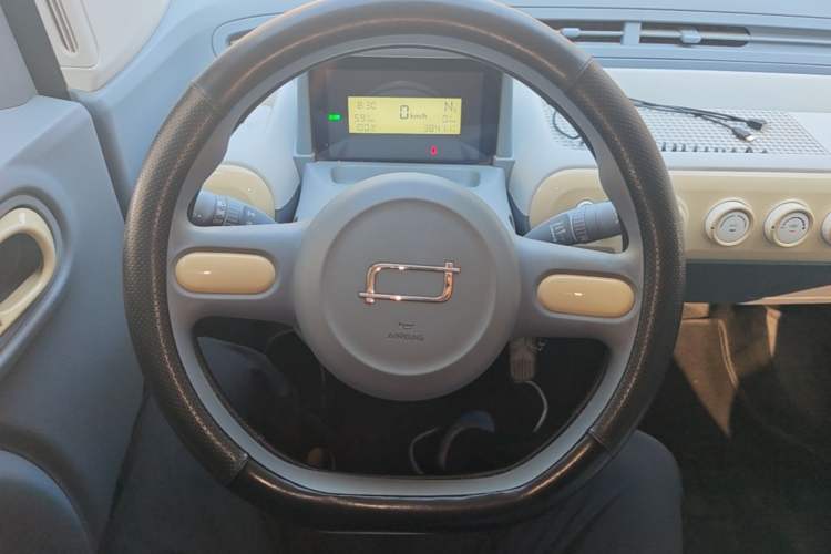 Used Bestune Pony 2024 170km Range Energizing Horse Steering Wheel