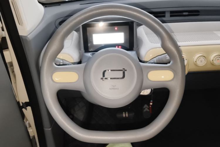 Used Bestune Pony 2024 122km Cute and Fun Horse Steering Wheel