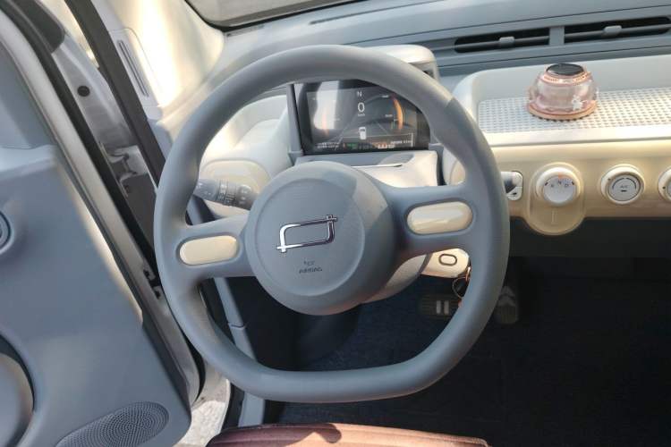 Used Bestune Pony 2024 170km Vitality Horse Steering Wheel